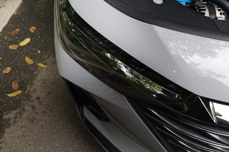 Used Chery Arrizo 8 2023 High-Performance Edition 2.0T DCT Powerfully Equipped Right Front Headlight