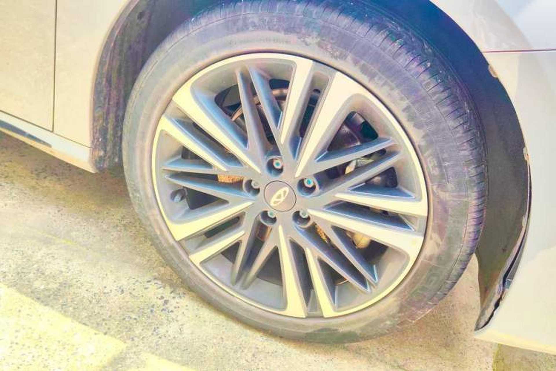 Used Chery Arrizo 8 2023 High-Performance Edition 2.0T DCT Powerfully Equipped Right Front Wheel Hub