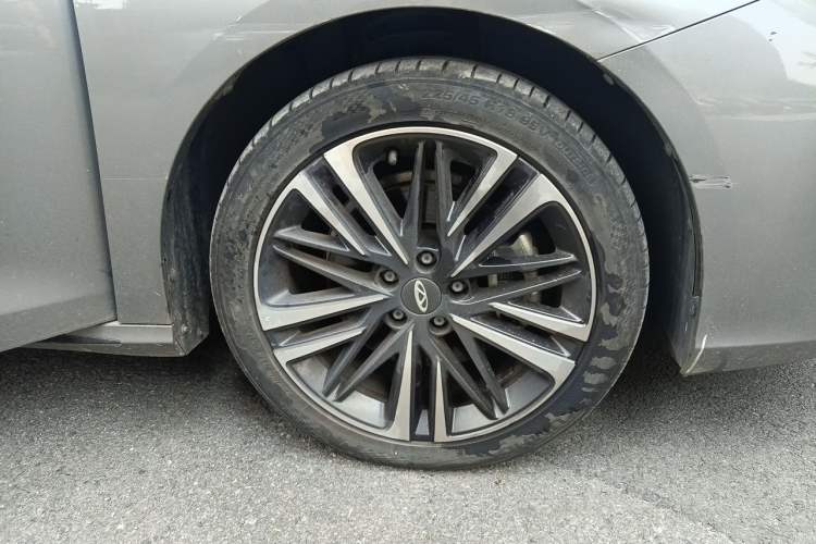 Used Chery Arrizo 8 2023 High-Performance Edition 2.0T DCT Powerfully Equipped Right Front Wheel Hub