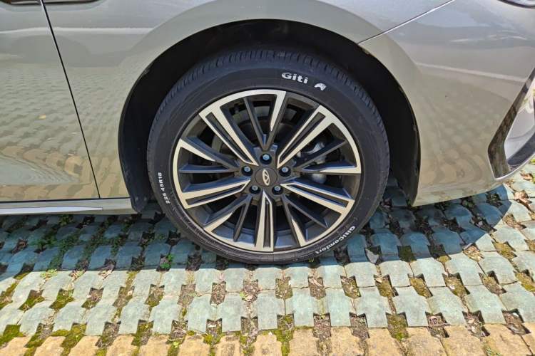 Used Chery Arrizo 8 2023 1.6T DCT Standard Right Front Wheel Hub