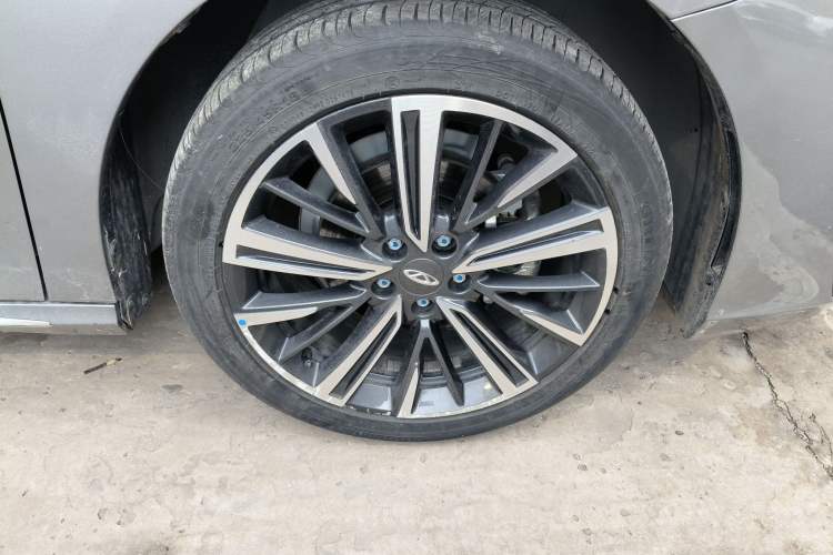 Used Chery Arrizo 8 2023 1.6T DCT Ya Right Front Wheel Hub