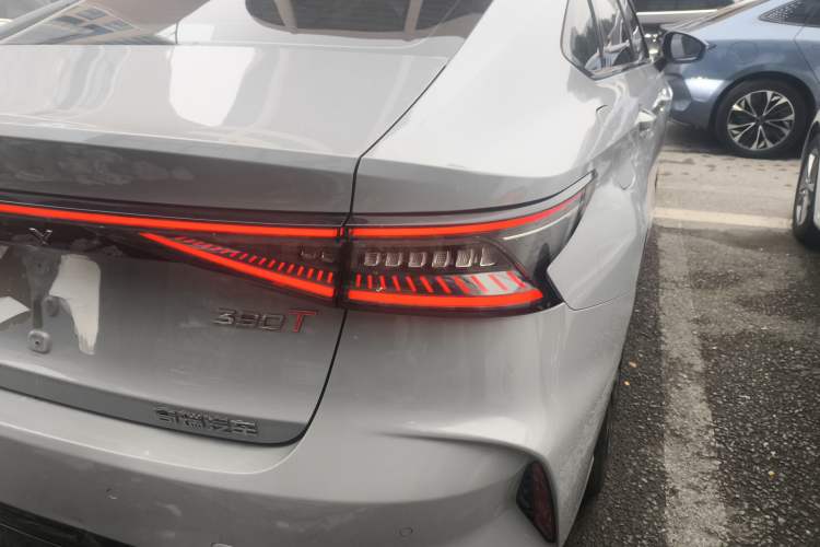 Used Chery Arrizo 8 2023 High-Performance Edition 2.0T DCT Powerfully Equipped Right Rear Taillight