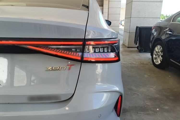 Used Chery Arrizo 8 2023 High-Performance Edition 2.0T DCT Powerfully Equipped Right Rear Taillight