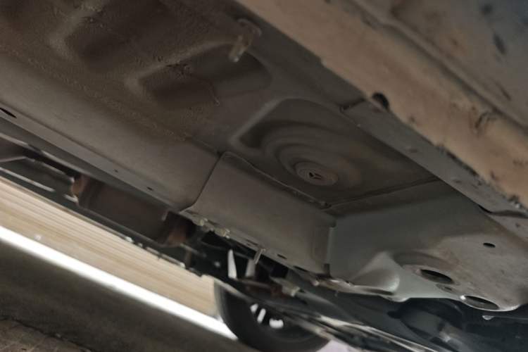 Used Chery Arrizo 8 2023 High-Performance Edition 2.0T DCT Powerfully Equipped Right Side Sill
