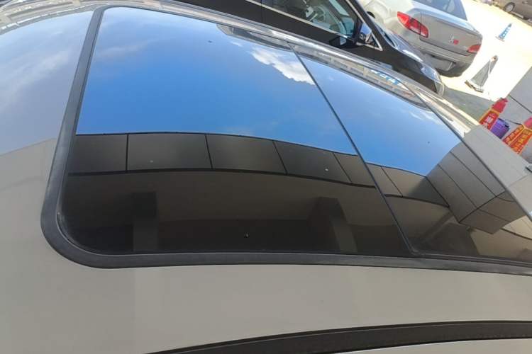 Used Chery Arrizo 8 2023 High-Performance Edition 2.0T DCT Powerfully Equipped Roof