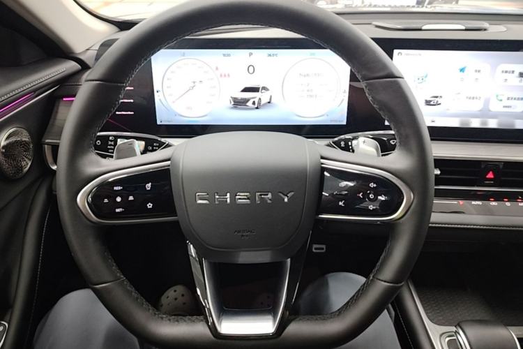 Used Chery Arrizo 8 2023 High-Performance Edition 2.0T DCT Powerfully Equipped Steering Wheel