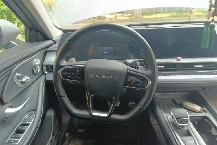 Used Chery Arrizo 8 2023 High-Performance Edition 2.0T DCT Powerfully Equipped Steering Wheel