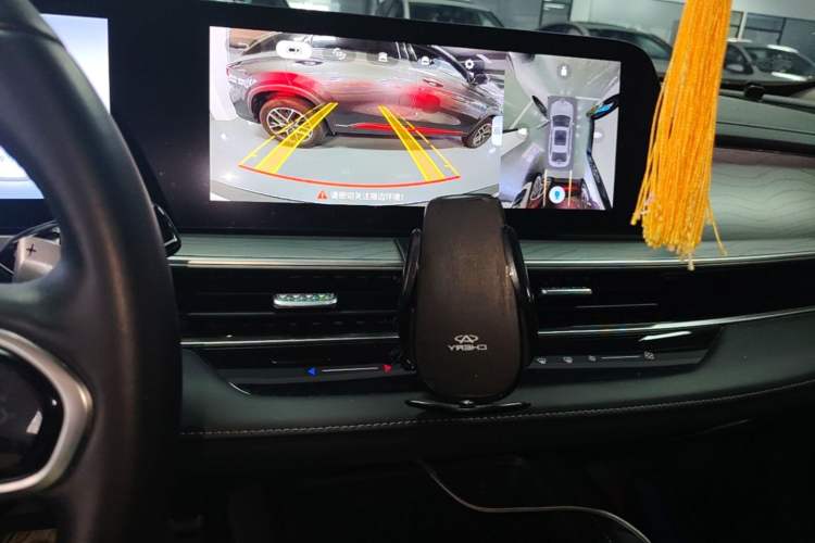 Used Chery Arrizo 8 2023 High-Performance Edition 2.0T DCT Powerfully Equipped Audio And AC Panel