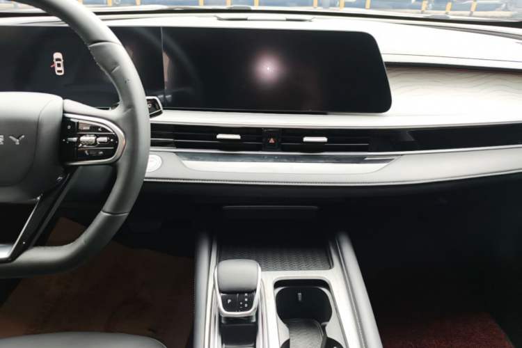 Used Chery Arrizo 8 2023 1.6T DCT Elite Audio And AC Panel
