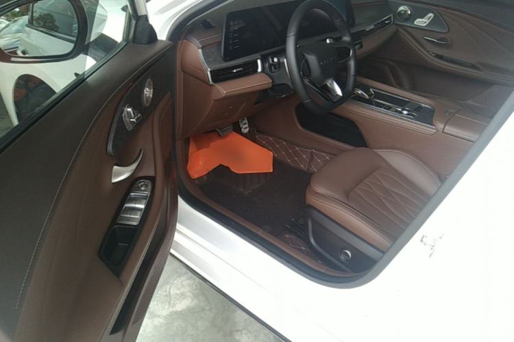 Used Chery Arrizo 8 2023 High-Performance Edition 2.0T DCT Powerfully Equipped Driver Seat
