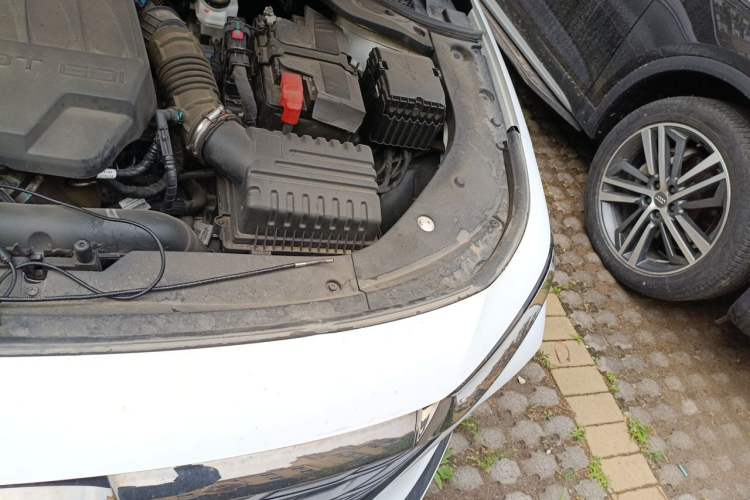 Used Chery Arrizo 8 2023 High-Performance Edition 2.0T DCT Powerfully Equipped Engine Bay Left