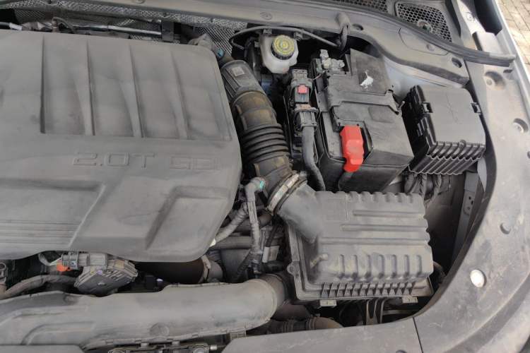 Used Chery Arrizo 8 2023 High-Performance Edition 2.0T DCT Powerfully Equipped Engine Bay Left