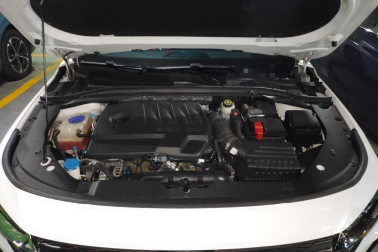 Used Chery Arrizo 8 2023 High-Energy Edition 2.0T DCT Luxury Engine Bay