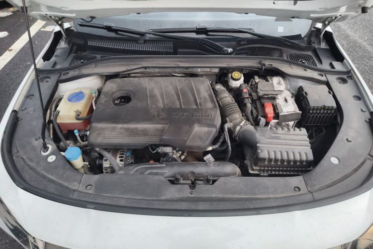 Used Chery Arrizo 8 2023 High-Energy Edition 2.0T DCT Luxury Engine Bay