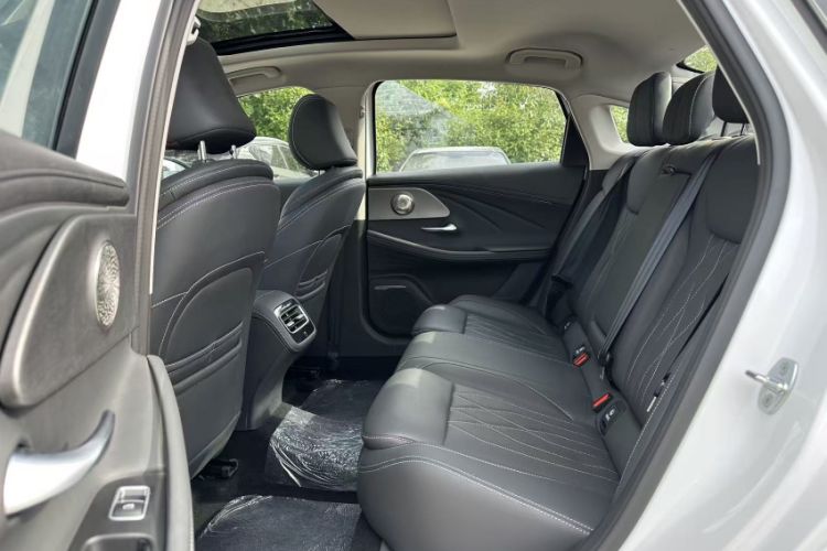 Used Chery Arrizo 8 2023 1.6T DCT Ya Interior 3