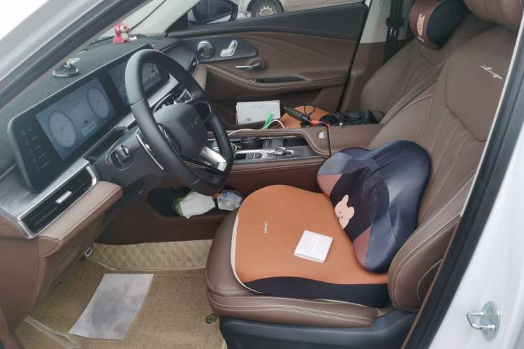 Used Chery Arrizo 8 2023 High-Performance Edition 2.0T DCT Powerfully Equipped Left Front Seat