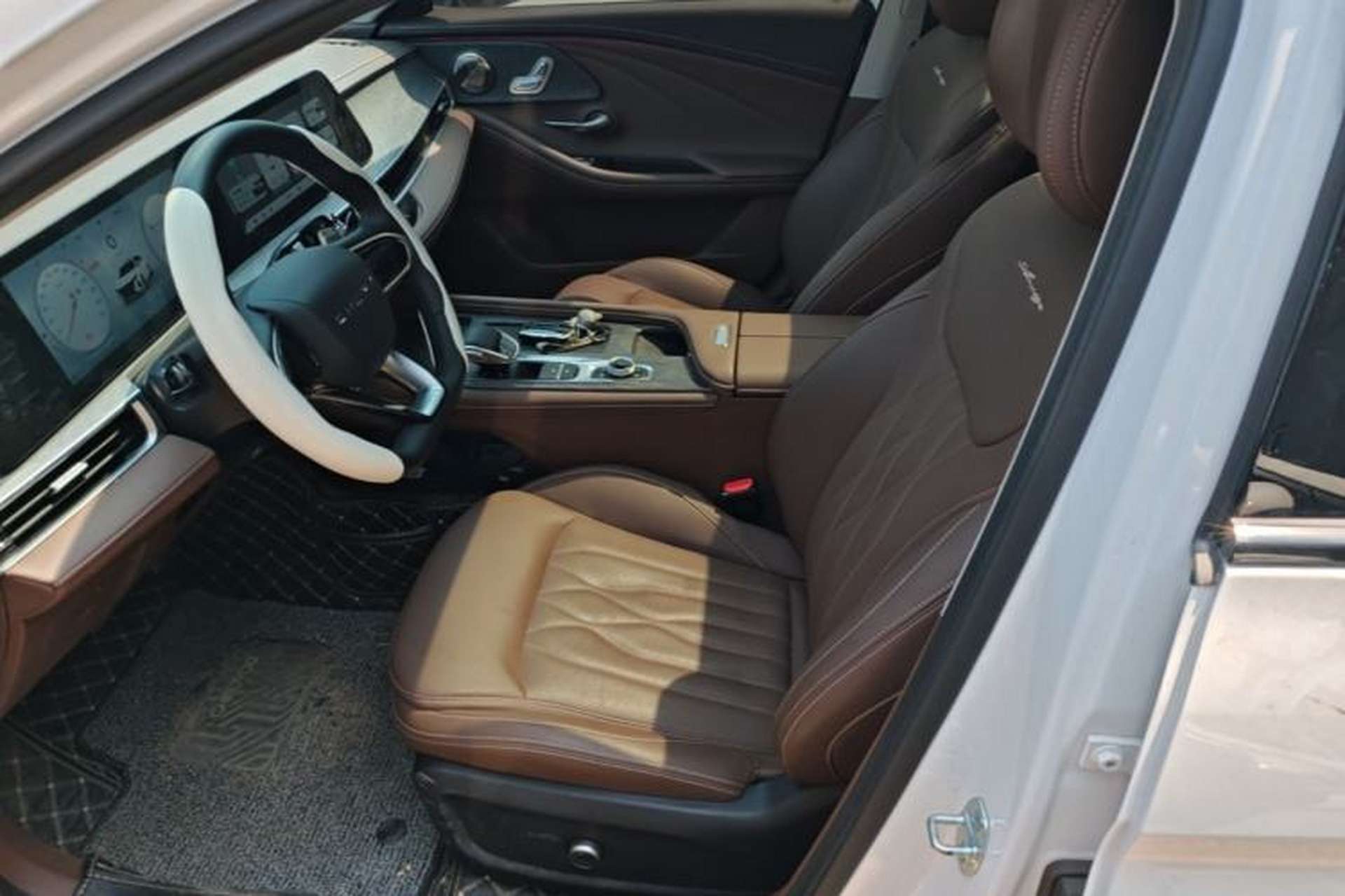 Used Chery Arrizo 8 2023 High-Performance Edition 2.0T DCT Powerfully Equipped Left Front Seat