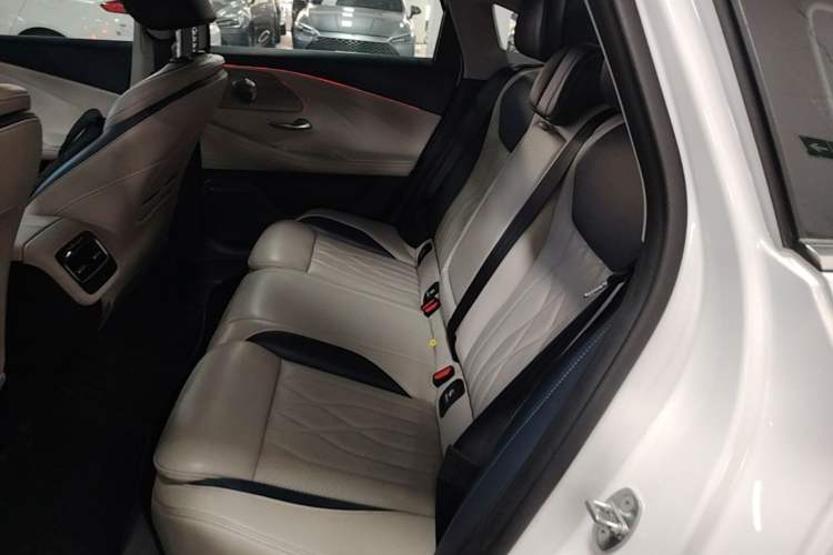 Used Chery Arrizo 8 2023 1.6T DCT Ya Left Rear Seat