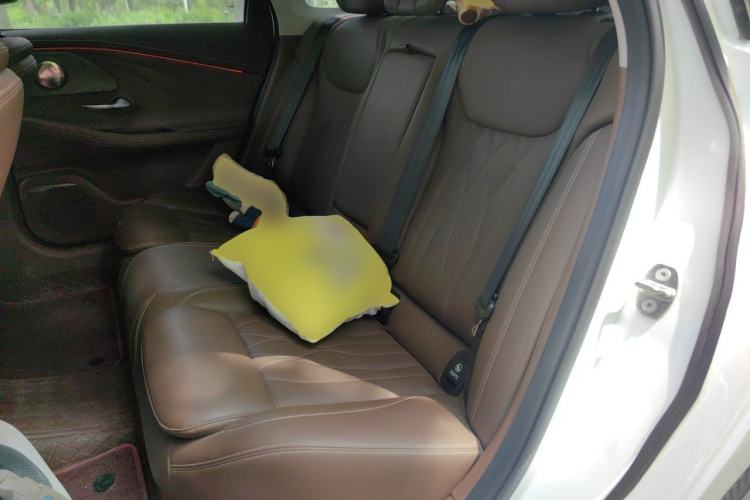 Used Chery Arrizo 8 2023 High-Performance Edition 2.0T DCT Powerfully Equipped Left Rear Seat