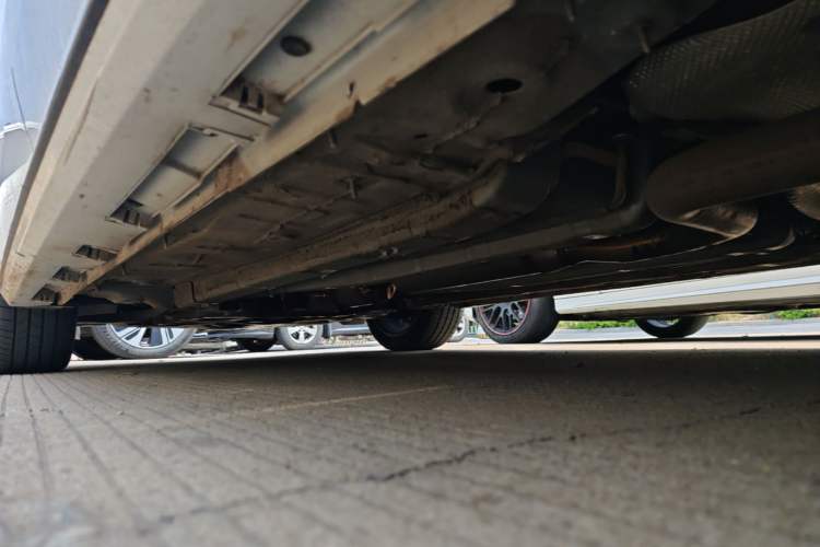Used Chery Arrizo 8 2023 High-Performance Edition 2.0T DCT Powerfully Equipped Left Side Sill