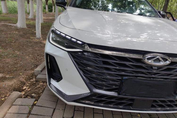 Used Chery Arrizo 8 2023 High-Performance Edition 2.0T DCT Powerfully Equipped Right Front Headlight