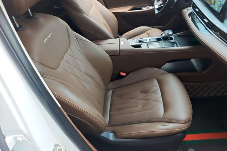 Used Chery Arrizo 8 2023 High-Performance Edition 2.0T DCT Powerfully Equipped Right Front Seat