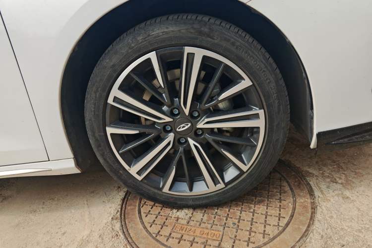 Used Chery Arrizo 8 2023 1.6T DCT Ya Right Front Wheel Hub