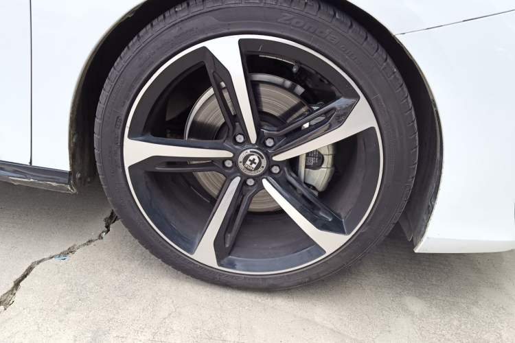 Used Chery Arrizo 8 2023 High-Energy Edition 2.0T DCT Luxury Right Front Wheel Hub