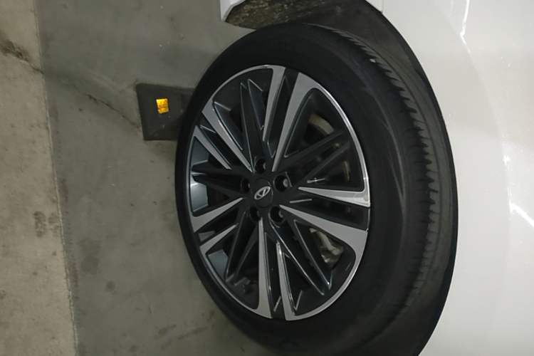 Used Chery Arrizo 8 2023 High-Performance Edition 2.0T DCT Chii Right Rear Wheel Hub