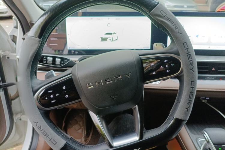 Used Chery Arrizo 8 2023 High-Performance Edition 2.0T DCT Powerfully Equipped Steering Wheel