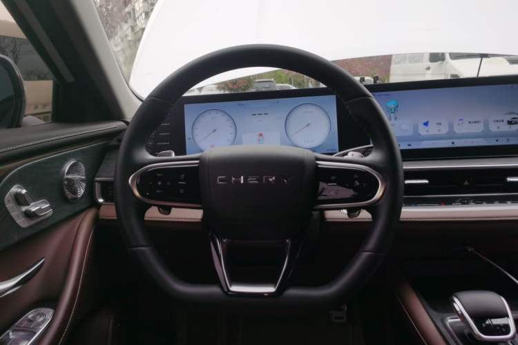 Used Chery Arrizo 8 2023 High-Performance Edition 2.0T DCT Powerfully Equipped Steering Wheel