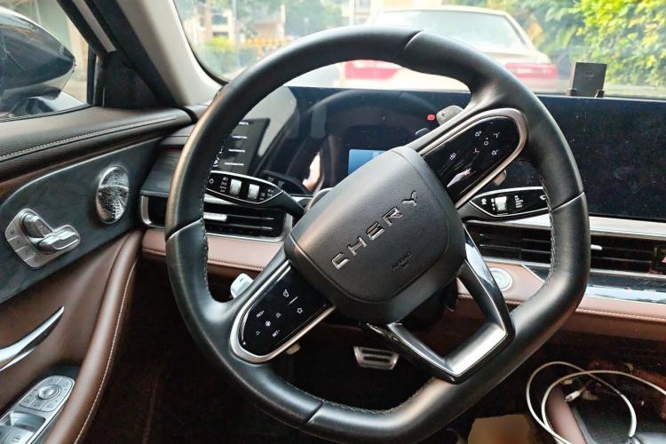 Used Chery Arrizo 8 2023 High-Performance Edition 2.0T DCT Powerfully Equipped Steering Wheel