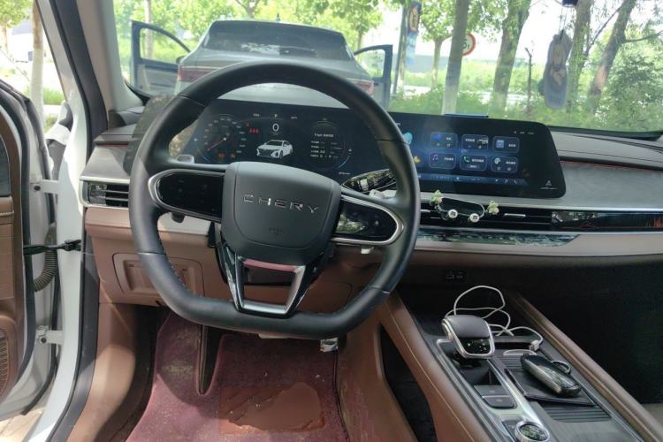 Used Chery Arrizo 8 2023 High-Performance Edition 2.0T DCT Powerfully Equipped Steering Wheel