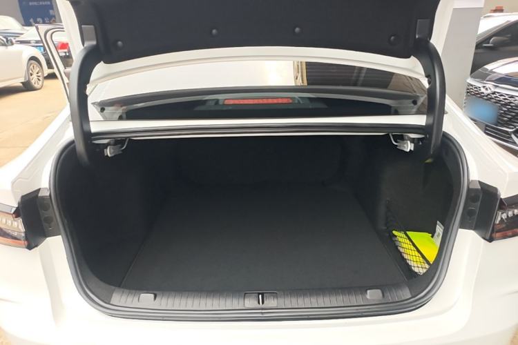Used Chery Arrizo 8 2023 High-Performance Edition 2.0T DCT Powerfully Equipped Trunk