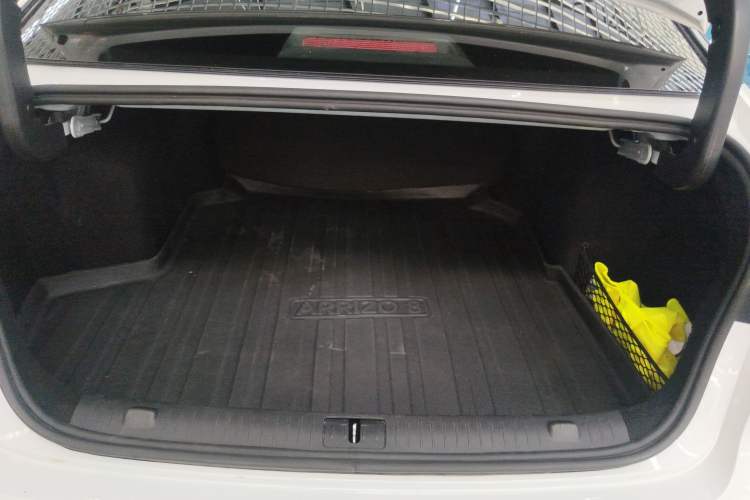 Used Chery Arrizo 8 2023 High-Performance Edition 2.0T DCT Powerfully Equipped Trunk