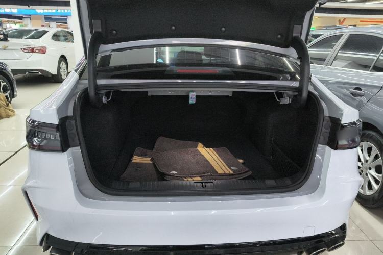 Used Chery Arrizo 8 2023 High-Performance Edition 2.0T DCT Powerfully Equipped Trunk
