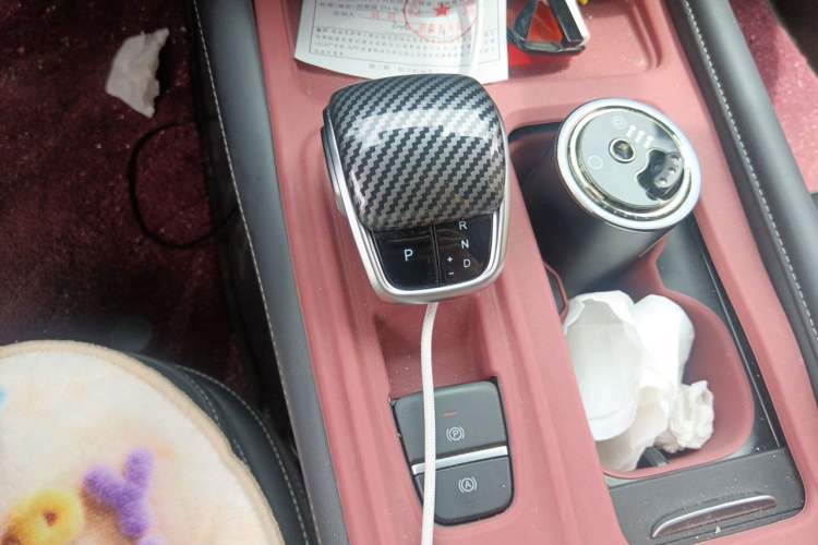 Used Chery Arrizo 8 2024 High-Performance Edition 2.0T DCT Powerfully Tuned Gear Lever