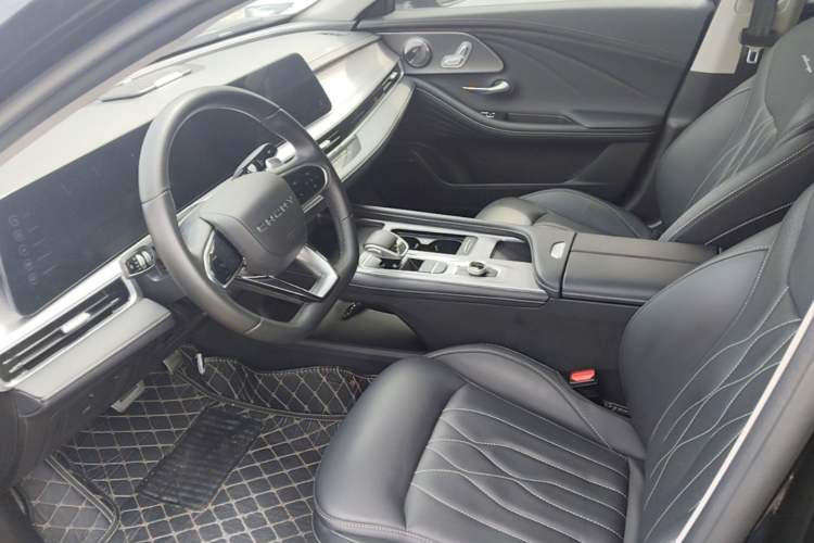 Used Chery Arrizo 8 2024 High-Performance Edition 2.0T DCT Powerfully Tuned Left Front Seat