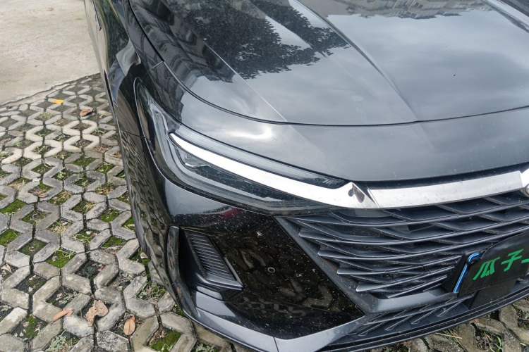 Used Chery Arrizo 8 2024 High-Performance Edition 2.0T DCT Powerfully Tuned Right Front Headlight