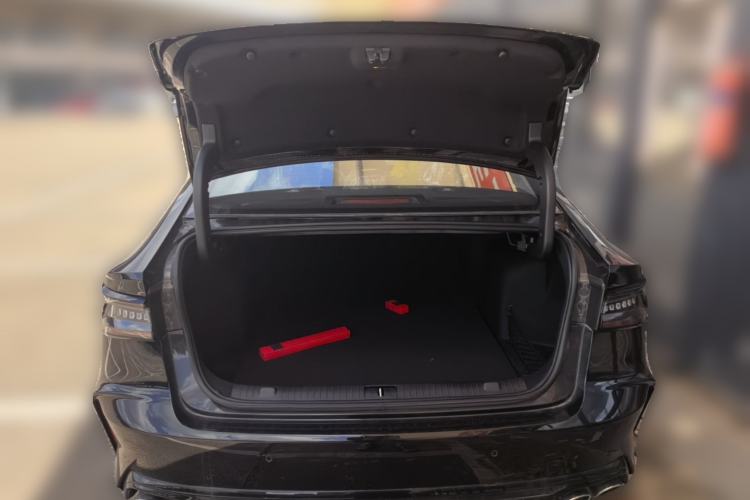 Used Chery Arrizo 8 2024 High-Performance Edition 2.0T DCT Powerfully Tuned Trunk