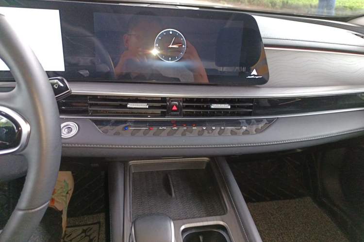 Used Chery Arrizo 8 2024 1.6T DCT Rui Audio And AC Panel