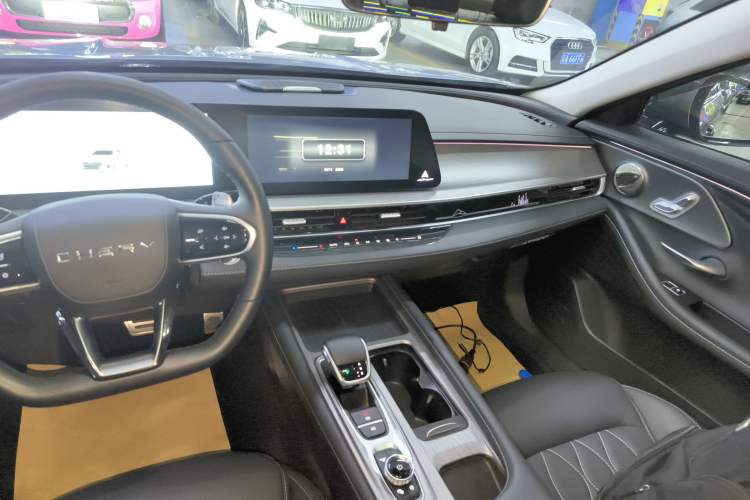 Used Chery Arrizo 8 2024 High-Performance Edition 2.0T DCT Powerfully Tuned Audio And AC Panel