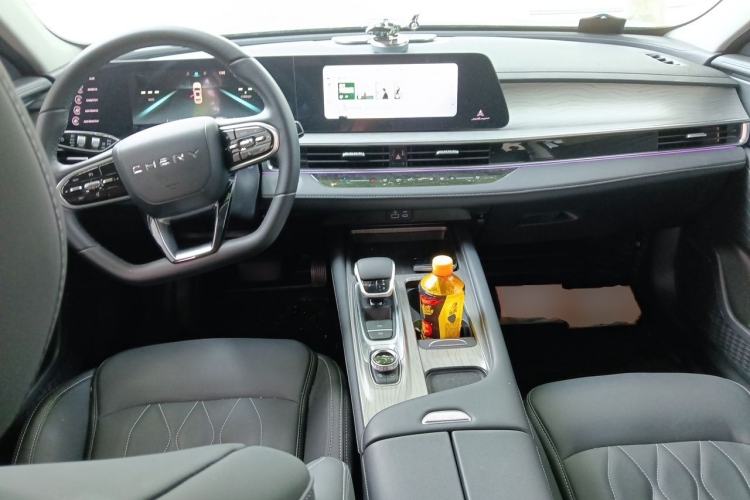 Used Chery Arrizo 8 2024 1.6T DCT Excellence Edition Center Console