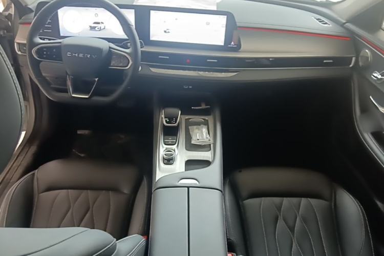 Used Chery Arrizo 8 2024 1.6T DCT Rui Center Console