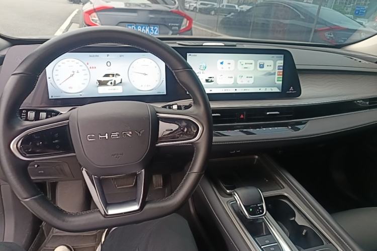 Used Chery Arrizo 8 2024 1.6T DCT Rui Center Console