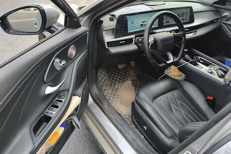 Used Chery Arrizo 8 2024 High-Performance Edition 2.0T DCT Powerfully Tuned Driver Seat