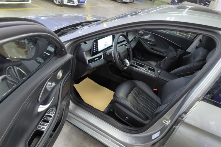 Used Chery Arrizo 8 2024 High-Performance Edition 2.0T DCT Powerfully Tuned Driver Seat