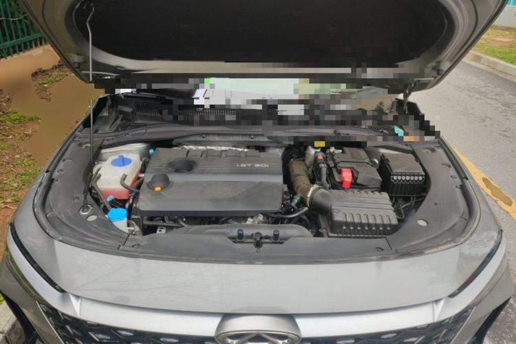 Used Chery Arrizo 8 2024 1.6T DCT Smart Engine Bay