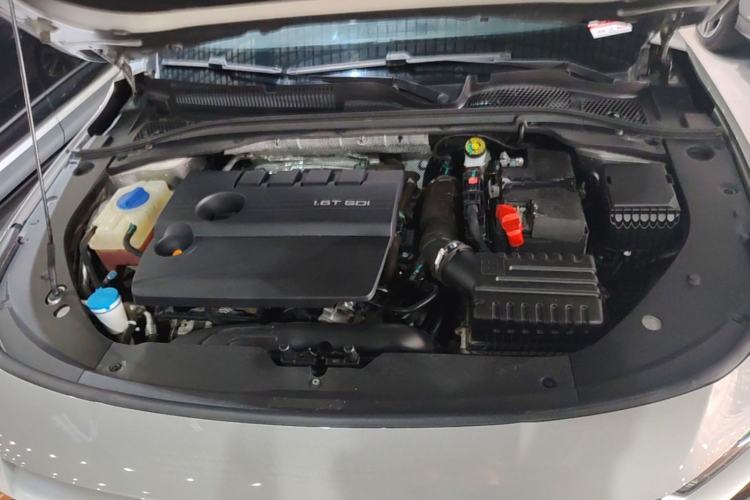 Used Chery Arrizo 8 2024 1.6T DCT Rui Engine Bay