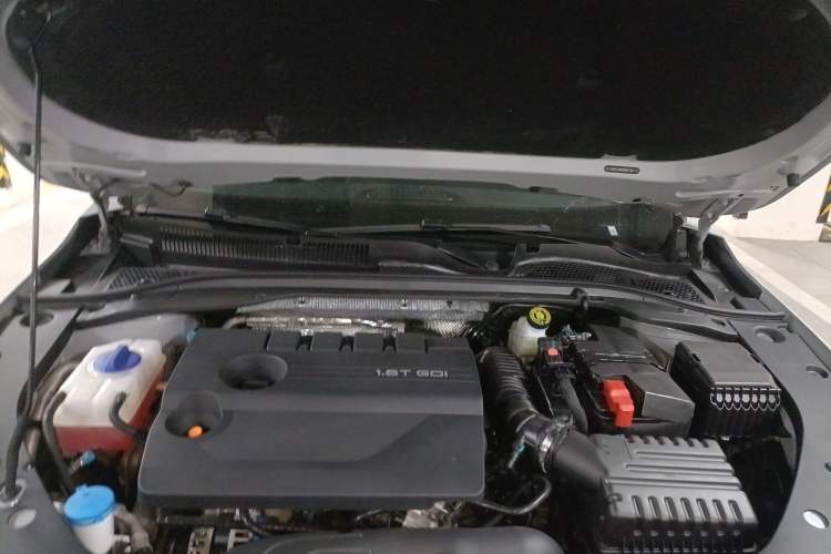 Used Chery Arrizo 8 2024 1.6T DCT Smart Engine Bay